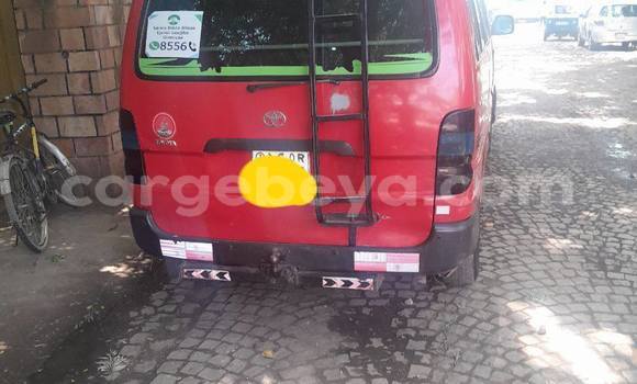 Acheter Occasion Voiture Toyota Hiace Rouge à Addis ababa, Africa Acheter Occasion Voiture Toyota Hiace Rouge à Addis ababa, Africa