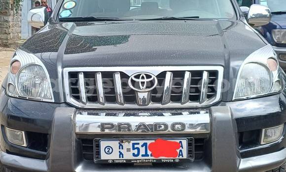 ይግዙ ያገለገለ Toyota Land Cruiser Prado ጥቁር መኪና በ Addis ababa በ Africa