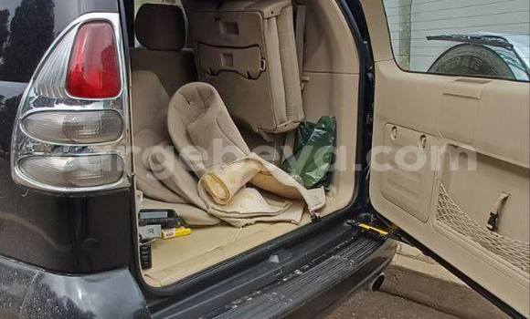 Acheter Occasion Voiture Toyota Land Cruiser Prado Noir à Addis ababa, Africa Acheter Occasion Voiture Toyota Land Cruiser Prado Noir à Addis ababa, Africa