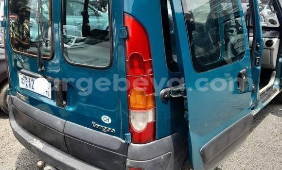 ይግዙ ያገለገለ Renault Kangoo ሰማያዊ መኪና በ አዲስ አበባ በ ኢትዮጵያ ይግዙ ያገለገለ Renault Kangoo ሰማያዊ መኪና በ አዲስ አበባ በ ኢትዮጵያ