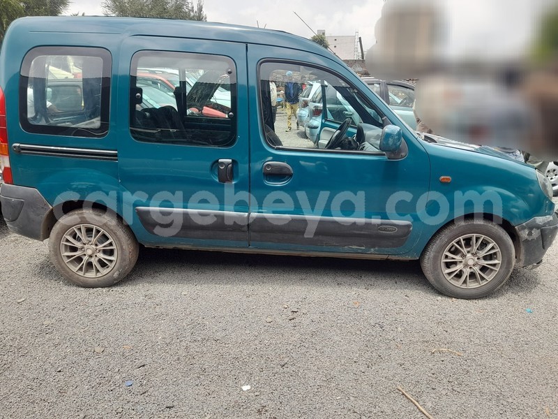 Big with watermark renault kangoo ethiopia addis ababa 12780