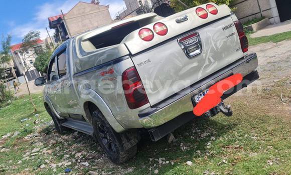 ይግዙ ያገለገለ Toyota Hilux ሌላ መኪና በ አዲስ አበባ በ ኢትዮጵያ ይግዙ ያገለገለ Toyota Hilux ሌላ መኪና በ አዲስ አበባ በ ኢትዮጵያ