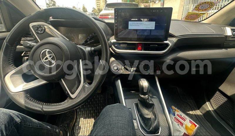 Big with watermark toyota ractis ethiopia addis ababa 12798