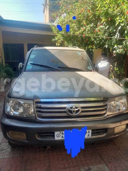 Big with watermark toyota land cruiser ethiopia addis ababa 12800