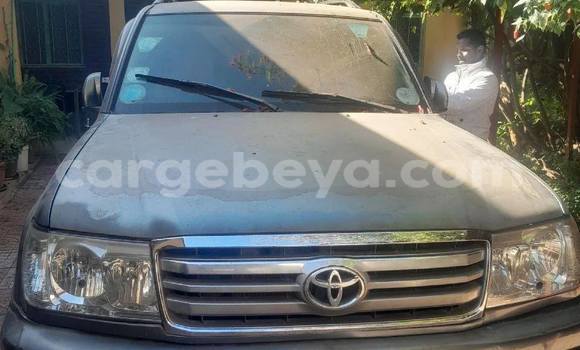 ይግዙ ያገለገለ Toyota Land Cruiser ሌላ መኪና በ አዲስ አበባ በ ኢትዮጵያ ይግዙ ያገለገለ Toyota Land Cruiser ሌላ መኪና በ አዲስ አበባ በ ኢትዮጵያ