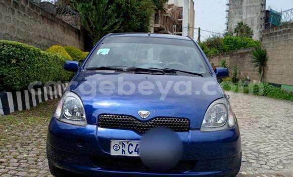ይግዙ ያገለገለ Toyota Vitz ሰማያዊ መኪና በ Addis ababa በ Africa