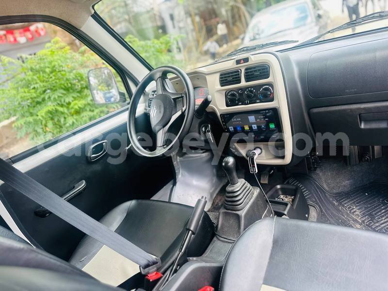 Big with watermark suzuki escudo ethiopia addis ababa 12809