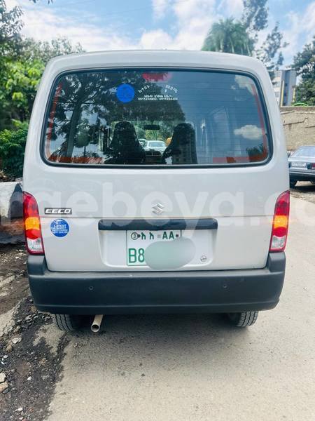 Big with watermark suzuki escudo ethiopia addis ababa 12809
