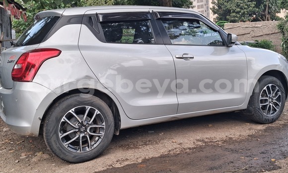 ይግዙ ያገለገለ Suzuki Swift ሌላ መኪና በ Addis ababa በ Africa ይግዙ ያገለገለ Suzuki Swift ሌላ መኪና በ Addis ababa በ Africa