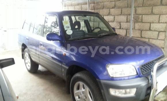Buy Used Toyota RAV4 Blue Car in Addis–Ababa in Ethiopia Buy Used Toyota RAV4 Blue Car in Addis–Ababa in Ethiopia