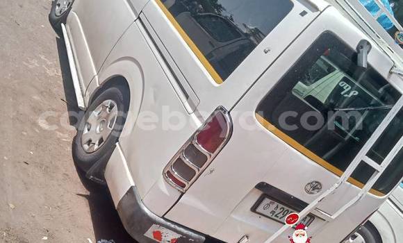 Buy Used Toyota Hiace White Car in Addis ababa in Africa