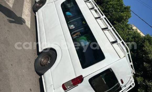 Buy Used Toyota Hiace White Car in Addis–Ababa in Ethiopia Buy Used Toyota Hiace White Car in Addis–Ababa in Ethiopia