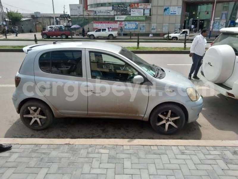 Big with watermark toyota vitz ethiopia addis ababa 12832