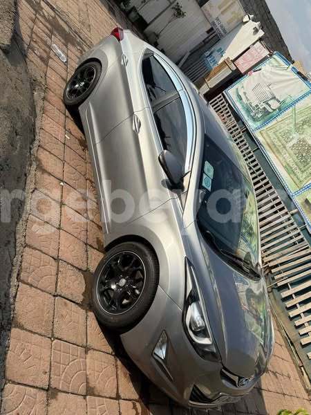 Big with watermark hyundai avante ethiopia addis ababa 12846