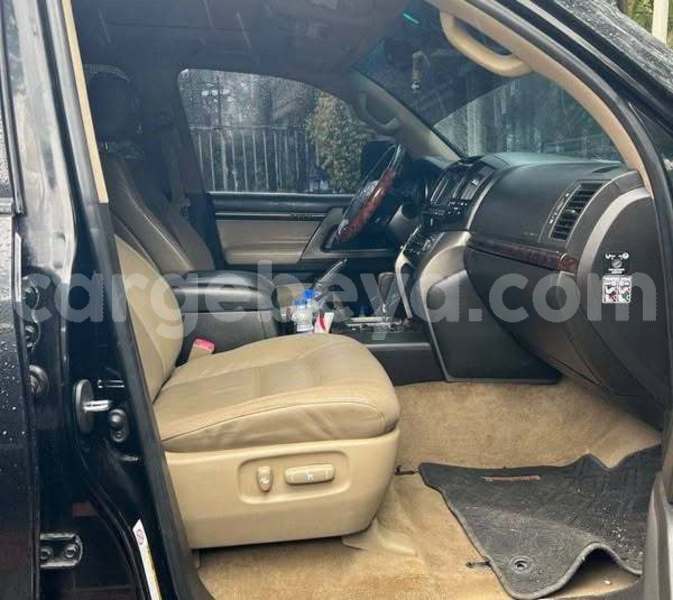 Big with watermark toyota land cruiser prado africa addis ababa 12856