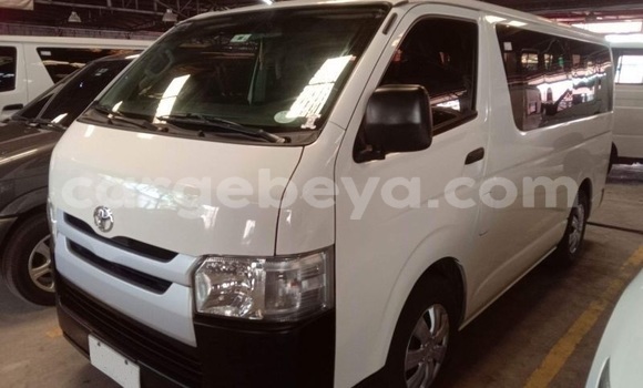 Buy Used Toyota Hiace White Car in Addis–Ababa in Ethiopia