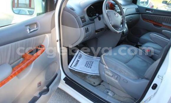 Buy Used Toyota Sienna White Car in Addis–Ababa in Ethiopia Buy Used Toyota Sienna White Car in Addis–Ababa in Ethiopia