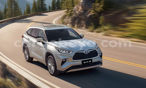 Buy New Toyota Highlander White Car in Awassa in Southern Buy New Toyota Highlander White Car in Awassa in Southern