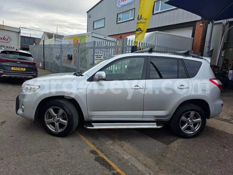Big with watermark toyota rav4 ethiopia addis ababa 13006