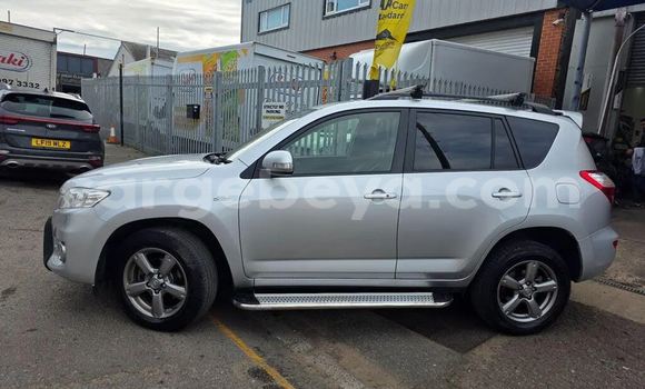 Buy Used Toyota RAV4 Silver Car in Addis–Ababa in Ethiopia Buy Used Toyota RAV4 Silver Car in Addis–Ababa in Ethiopia