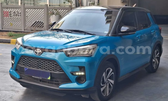 Buy Used Toyota Ractis Blue Car in Addis–Ababa in Ethiopia