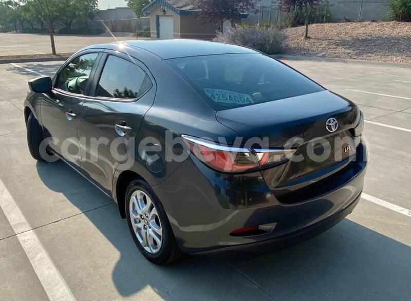 Big with watermark toyota yaris ethiopia asosa 13022