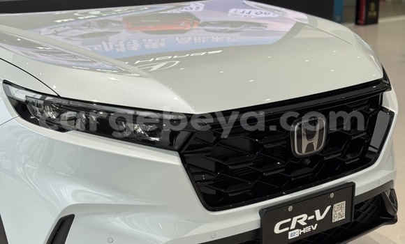Buy New Honda CR–V White Car in Addis–Ababa in Ethiopia Buy New Honda CR–V White Car in Addis–Ababa in Ethiopia