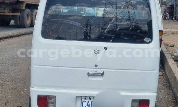 Oofamaa Suzuki Every White Makiinaa iti Addis ababa keessatti Africa keessatti Oofamaa Suzuki Every White Makiinaa iti Addis ababa keessatti Africa keessatti