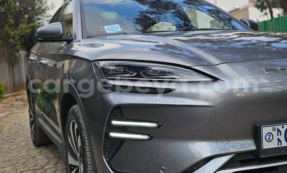 Oofamaa BYD S6 Other Makiinaa iti Addis ababa keessatti Africa keessatti Oofamaa BYD S6 Other Makiinaa iti Addis ababa keessatti Africa keessatti