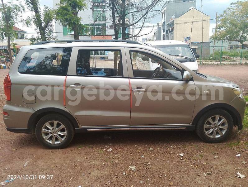 Big with watermark honda hr v ethiopia addis ababa 13073