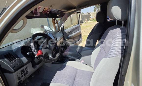 Oofamaa Toyota Hilux Other Makiinaa iti Addis–Ababa keessatti Ethiopia keessatti Oofamaa Toyota Hilux Other Makiinaa iti Addis–Ababa keessatti Ethiopia keessatti