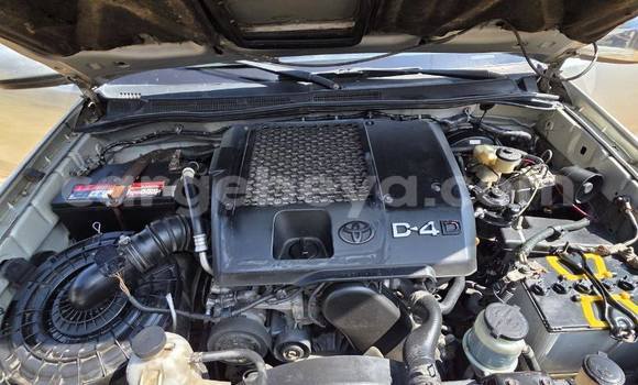 Oofamaa Toyota Hilux Other Makiinaa iti Addis–Ababa keessatti Ethiopia keessatti Oofamaa Toyota Hilux Other Makiinaa iti Addis–Ababa keessatti Ethiopia keessatti