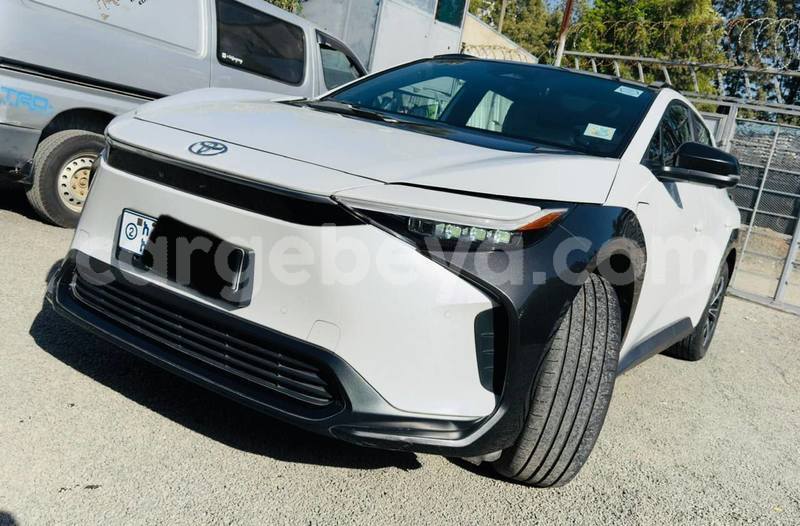 Big with watermark toyota belta ethiopia addis ababa 13098