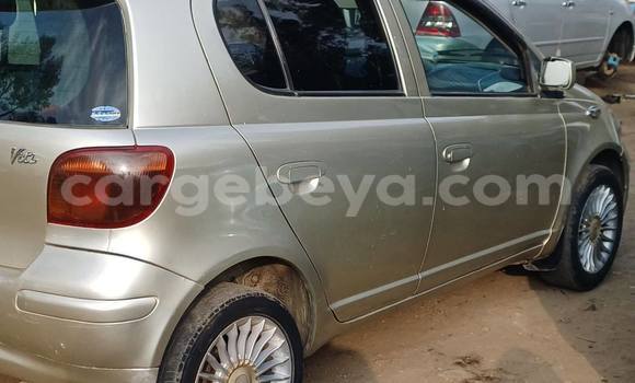 Oofamaa Toyota Vitz Other Makiinaa iti Addis–Ababa keessatti Ethiopia keessatti Oofamaa Toyota Vitz Other Makiinaa iti Addis–Ababa keessatti Ethiopia keessatti