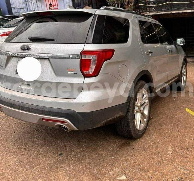 Big with watermark ford explorer africa addis ababa 13100