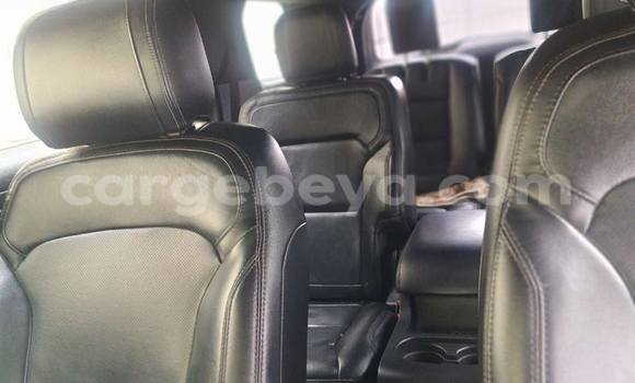 Oofamaa Ford Explorer White Makiinaa iti Addis ababa keessatti Africa keessatti Oofamaa Ford Explorer White Makiinaa iti Addis ababa keessatti Africa keessatti