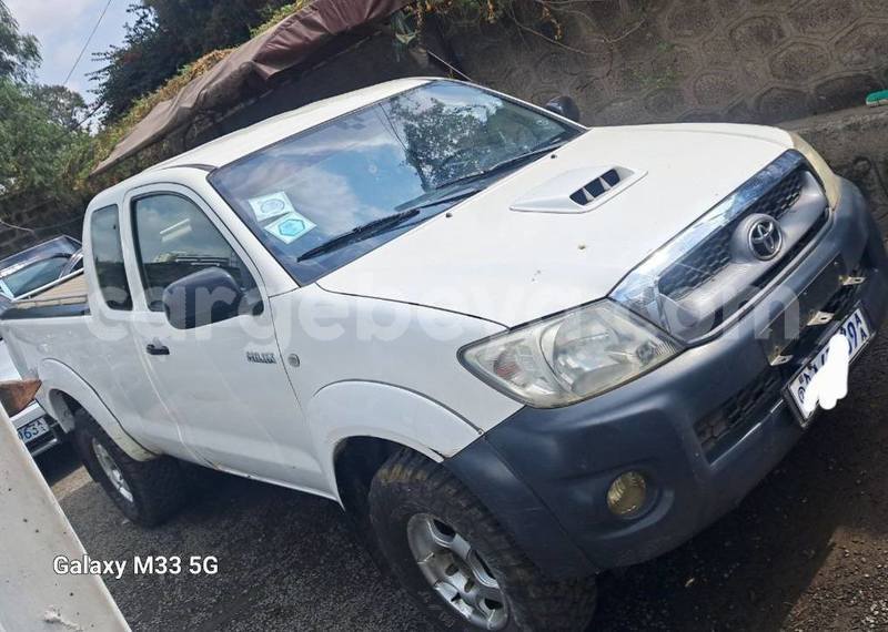 Big with watermark toyota dolphin ethiopia addis ababa 13103