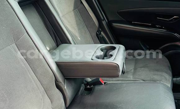 Oofamaa Hyundai Tucson Blue Makiinaa iti Addis ababa keessatti Africa keessatti Oofamaa Hyundai Tucson Blue Makiinaa iti Addis ababa keessatti Africa keessatti