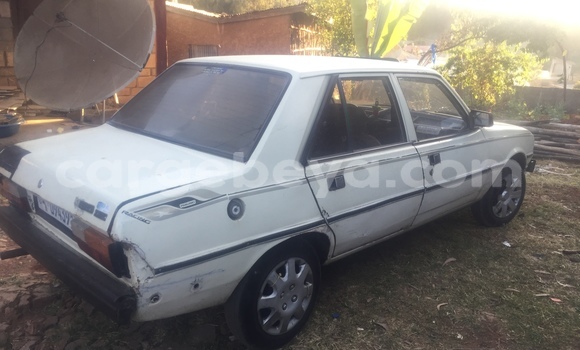 Buy Used Peugeot 305 White Car in Addis–Ababa in Ethiopia