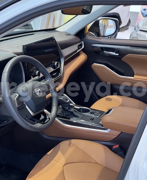 Big with watermark toyota highlander africa addis ababa 13109