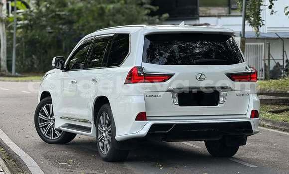 Buy Used Lexus LX 450 White Car in Addis ababa in Africa Buy Used Lexus LX 450 White Car in Addis ababa in Africa