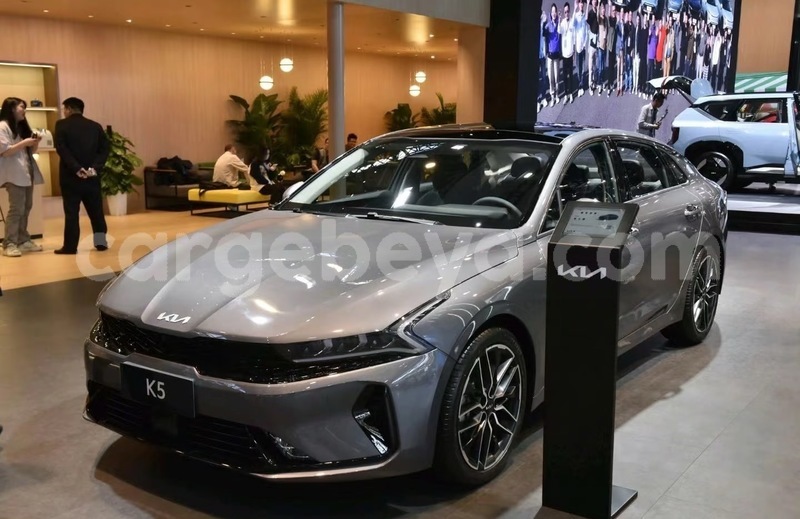 Big with watermark kia k5 africa addis ababa 13112