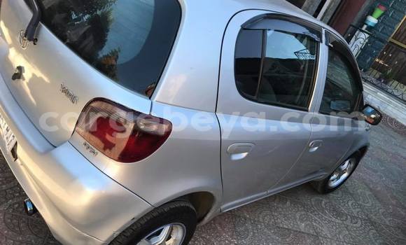 Acheter Occasion Voiture Toyota Vitz Gris à Addis Ababa, Ethiopie Acheter Occasion Voiture Toyota Vitz Gris à Addis Ababa, Ethiopie
