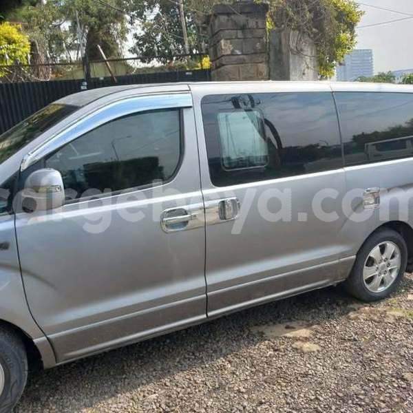 Big with watermark hyundai grand starex ethiopia addis ababa 13134