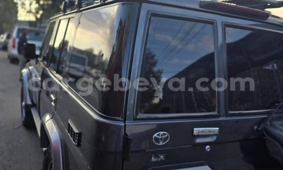 Buy Used Toyota Mark X Other Car in Addis–Ababa in Ethiopia Buy Used Toyota Mark X Other Car in Addis–Ababa in Ethiopia