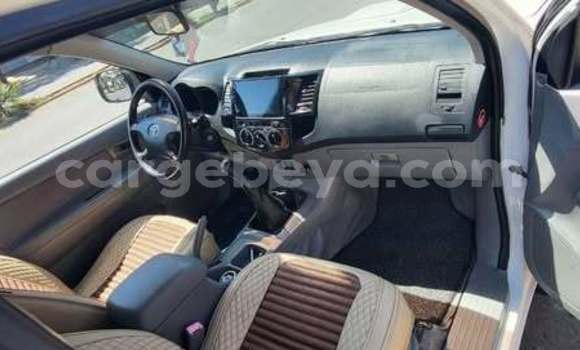 Buy Used Toyota Hilux Other Car in Addis–Ababa in Ethiopia Buy Used Toyota Hilux Other Car in Addis–Ababa in Ethiopia
