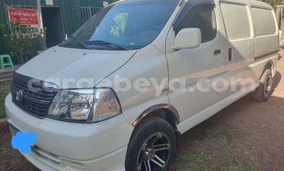 Buy Used Toyota Hiace White Car in Addis–Ababa in Ethiopia Buy Used Toyota Hiace White Car in Addis–Ababa in Ethiopia