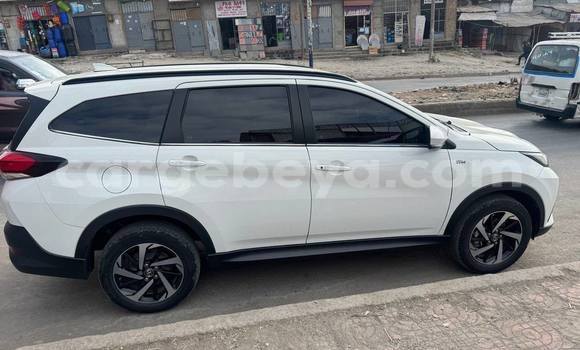 Buy Used Toyota Rush White Car in Addis ababa in Africa Buy Used Toyota Rush White Car in Addis ababa in Africa