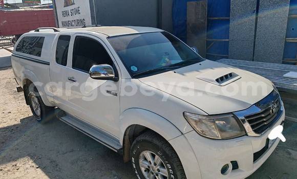 Buy Used Toyota Hiluxe Revo White Car in Addis ababa in Africa