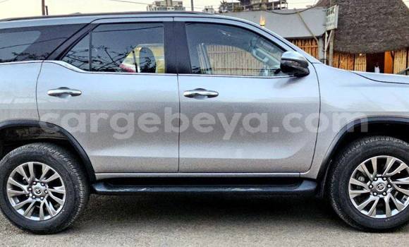 Acheter Occasion Voiture Toyota Fortuner Autre à Addis Ababa, Ethiopie Acheter Occasion Voiture Toyota Fortuner Autre à Addis Ababa, Ethiopie